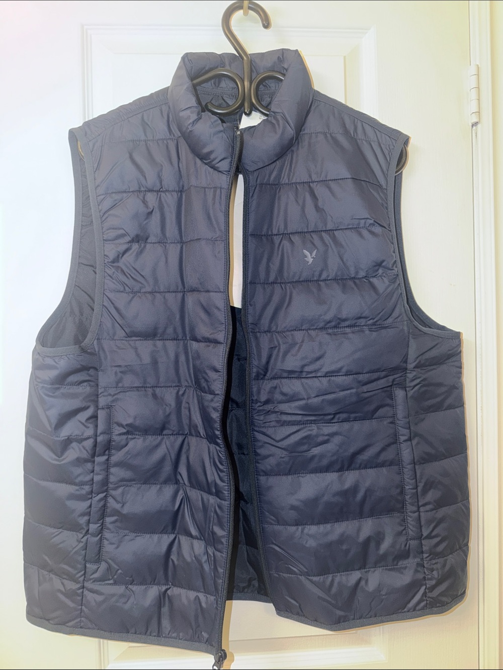 American Eagle Outfitters Navy Quilted Puffer Vest